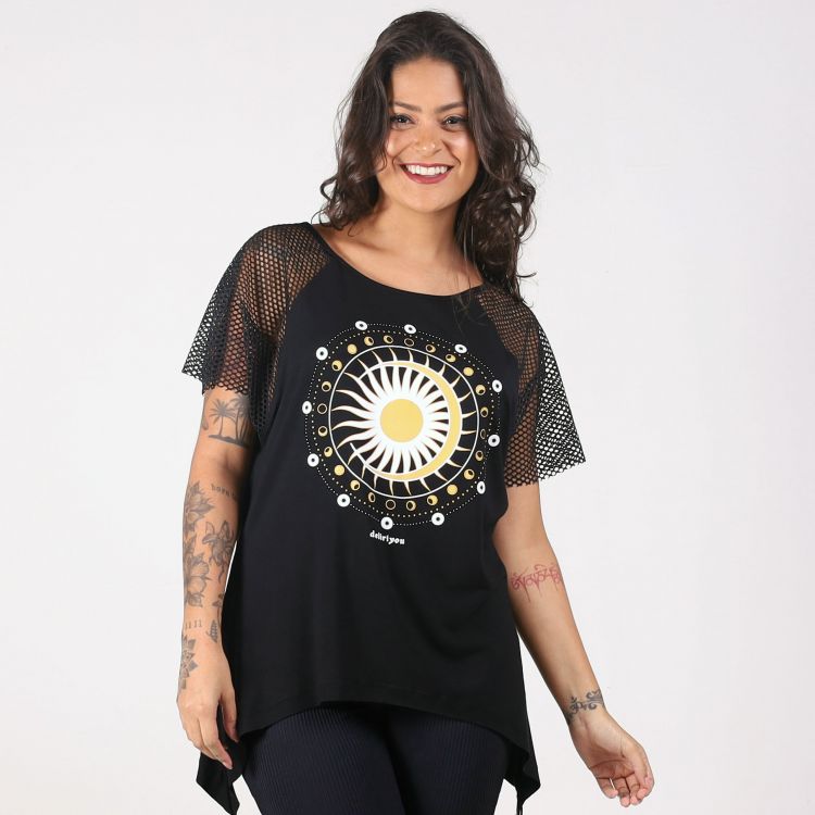 Blusa Max Recorte Tela Cosmic Balance